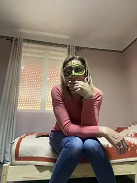 SexyMamiVee online show from 12, 4, 2026