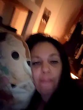 Snapshot of EdgedSleeve chatting on 13, 2, 2026 EdgedSleeve online show from 13, 2, 2026