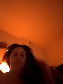 Snapshot of EdgedSleeve chatting on 19, 2, 2026 EdgedSleeve online show from 19, 2, 2026