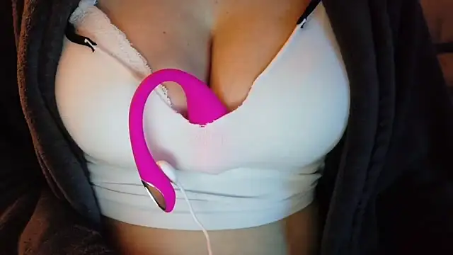 sexymilena9 online show from 26, 3, 2026