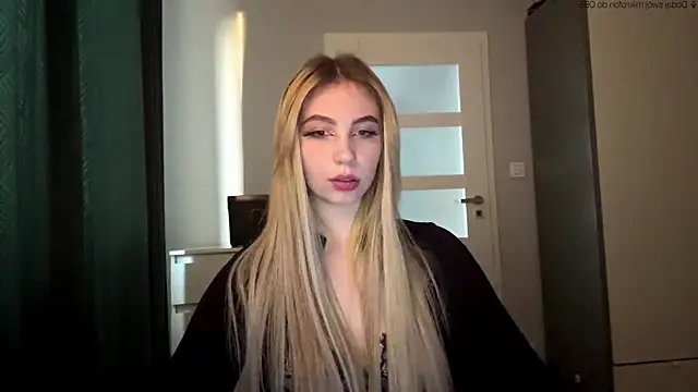 TeenLily online show from 18, 5, 2026
