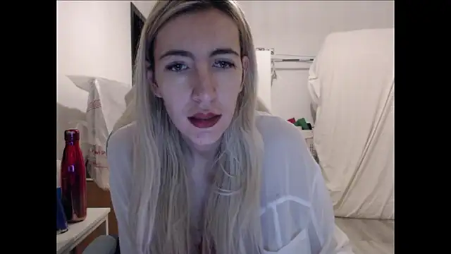 BarbieBlondieGirl online show from 23, 2, 2026