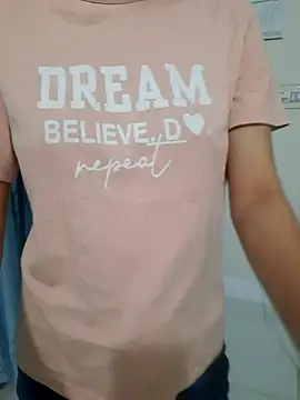 Muniyaislam online show from 1, 4, 2026