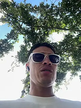 Latin Paisa Boy online show from 25, 2, 2026