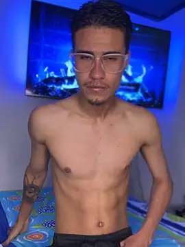 Latin Paisa Boy online show from 8, 3, 2026