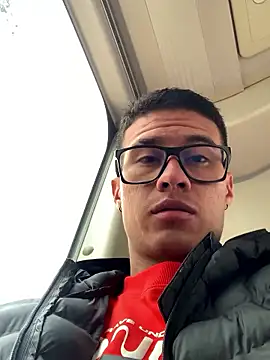 Latin Paisa Boy online show from 13, 1, 2026