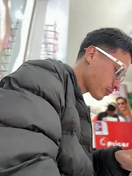 Latin Paisa Boy online show from 24, 3, 2026