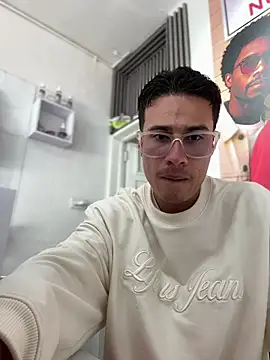 Latin Paisa Boy online show from 13, 3, 2026