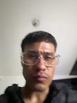 Latin Paisa Boy online show from 8, 4, 2026