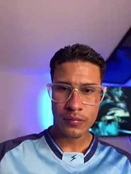 Latin Paisa Boy online show from 12, 3, 2026