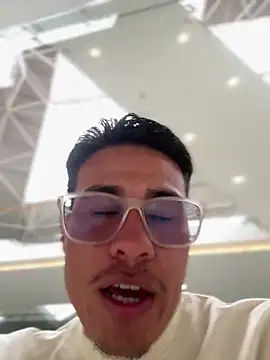 Latin Paisa Boy online show from 30, 3, 2026