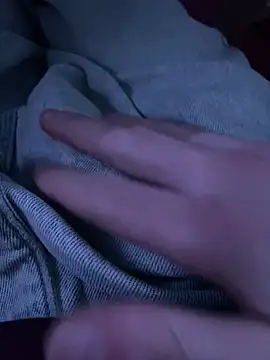 Snapshot of LittleGuy_2007 chatting on 9, 2, 2026 LittleGuy 2007 online show from 9, 2, 2026