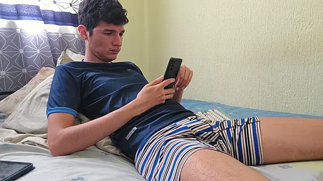 LeonS 20cm online show from 11, 2, 2026