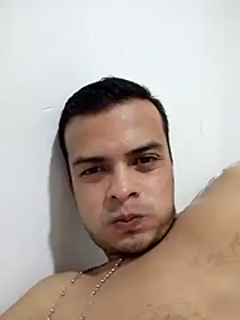 Snapshot of soytorres92 chatting on 8, 5, 2026 soytorres92 online show from 8, 5, 2026