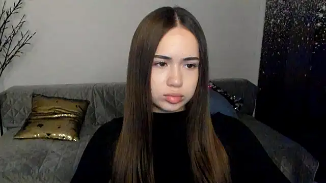 Snapshot of heiley_love chatting on 11, 1, 2026 heiley love online show from 11, 1, 2026