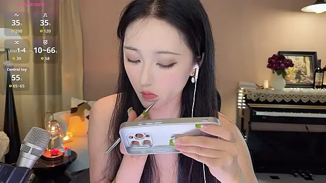 Molly00- online show from 2, 4, 2026