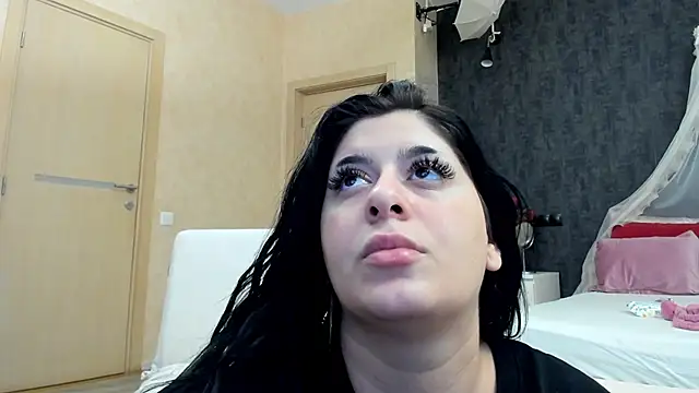 NayaNoirX online show from 15, 1, 2026