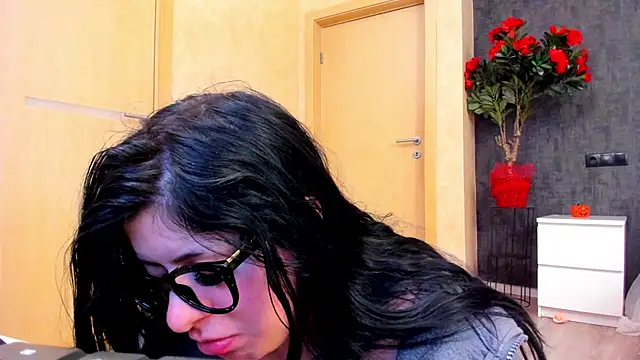 NayaNoirX online show from 7, 3, 2026