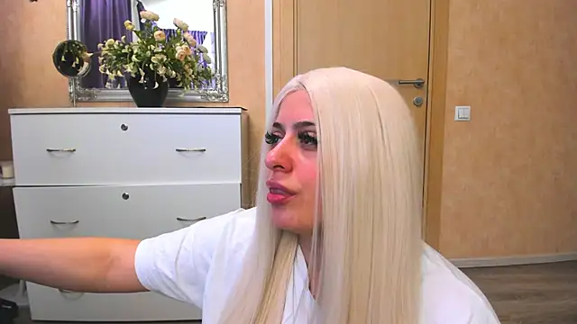 NayaNoirX online show from 20, 2, 2026