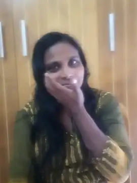 Snapshot of Hot_Sweety02 chatting on 23, 12, 2025 Hot Sweety02 online show from 23, 12, 2025