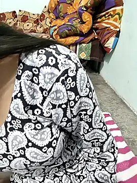 Yours-Zeenat online show from 22, 2, 2026