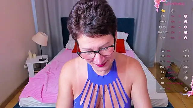 Snapshot of JennyMons chatting on 15, 7, 2026 JennyMons online show from 15, 7, 2026