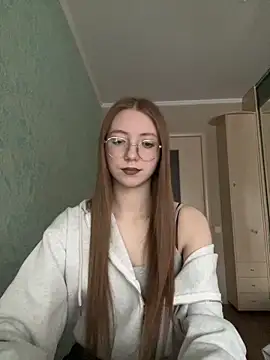 Eseniya  online show from 6, 2, 2026