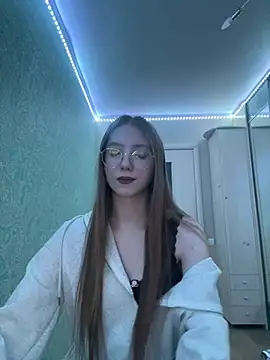 Eseniya  online show from 9, 2, 2026