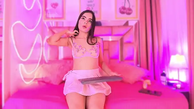 Sophieh Sweet online show from 15, 1, 2026