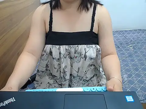 Coffee Milktea online show from 9, 6, 2026
