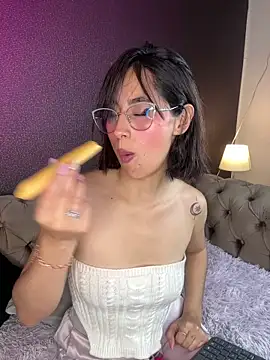 Snapshot of luna_gv chatting on 20, 2, 2026 luna gv online show from 20, 2, 2026