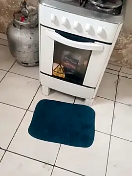  ------   bucetuda- online show from 22, 12, 2025