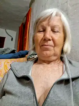 KlaudiaDarling online show from 17, 5, 2026