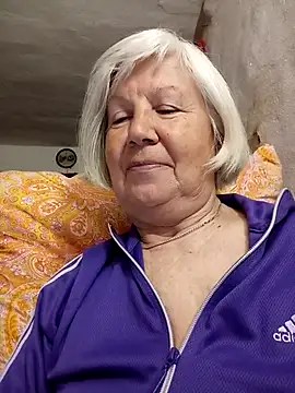 KlaudiaDarling online show from 1, 4, 2026