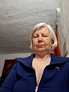 KlaudiaDarling online show from 22, 4, 2026
