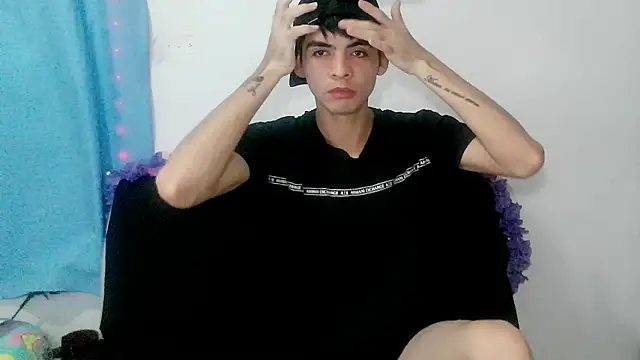 nico22love online show from 2, 2, 2026