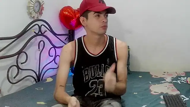 nico22love online show from 27, 2, 2026