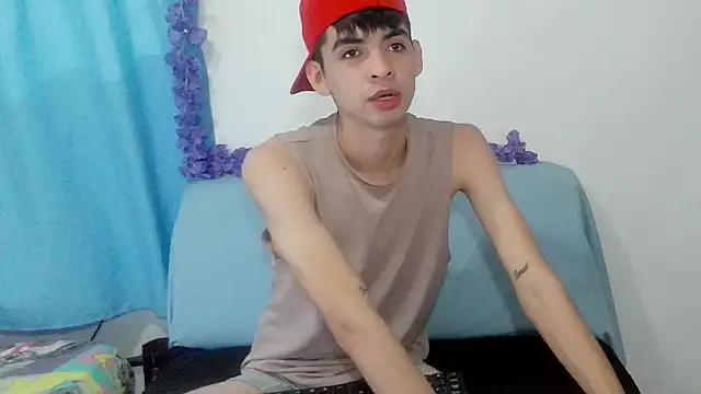 nico22love online show from 23, 2, 2026