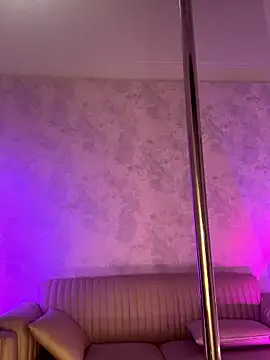 LunaDupont online show from 17, 1, 2026