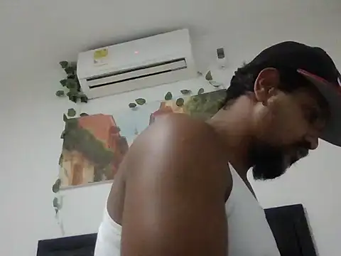 Snapshot of bigdick211292 chatting on 14, 3, 2026 bigdick211292 online show from 14, 3, 2026