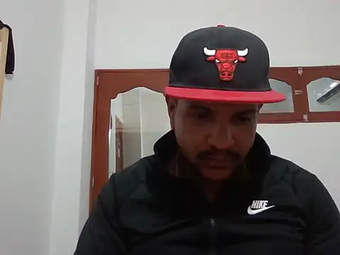 Snapshot of bigdick211292 chatting on 22, 12, 2025 bigdick211292 online show from 22, 12, 2025