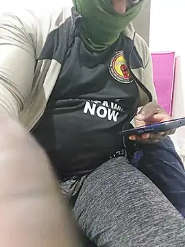 Snapshot of Bra-G chatting on 8, 7, 2026 Bra-G online show from 8, 7, 2026