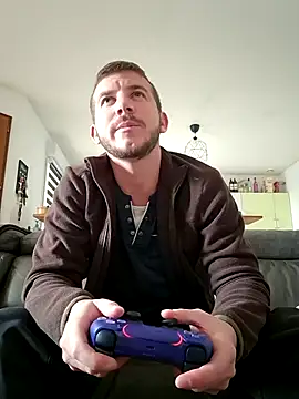 Snapshot of Angel-Boy30 chatting on 15, 1, 2026 Angel-Boy30 online show from 15, 1, 2026