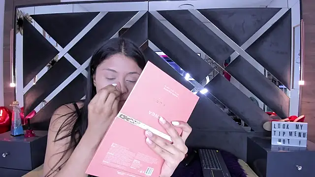 Snapshot of melody__sweet_ chatting on 5, 2, 2026 melody sweet online show from 5, 2, 2026