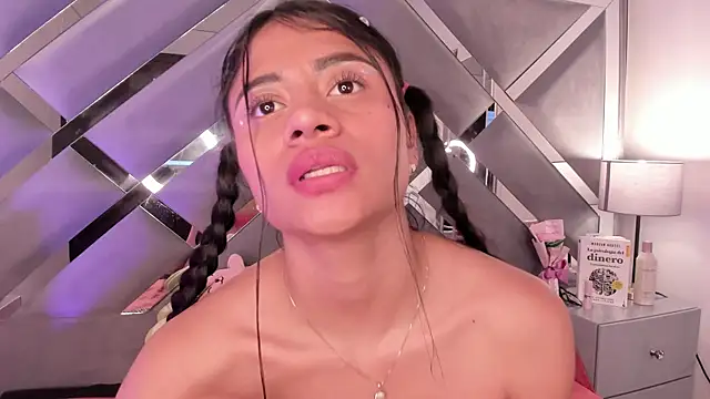 melody  sweet  online show from 7, 4, 2026