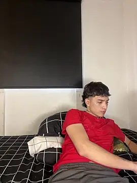 itselladoll online show from 8, 2, 2026