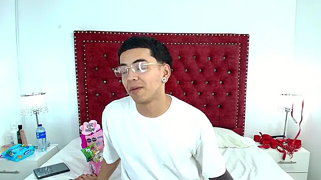 Jaden and sofia online show from 12, 5, 2026
