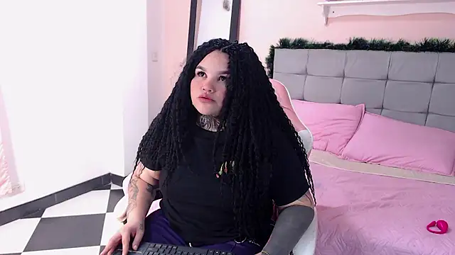 Abby Hiiltoon online show from 8, 1, 2026