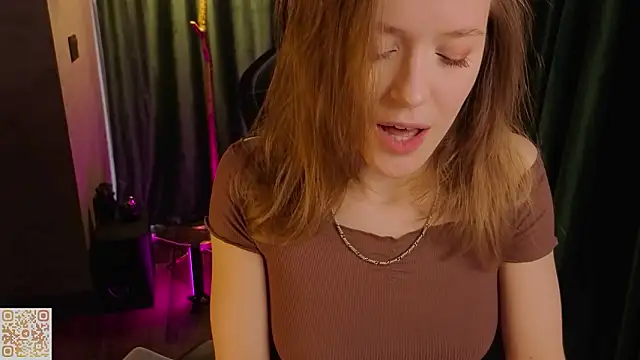 Snapshot of emmasday chatting on 3, 2, 2026 emmasday online show from 3, 2, 2026