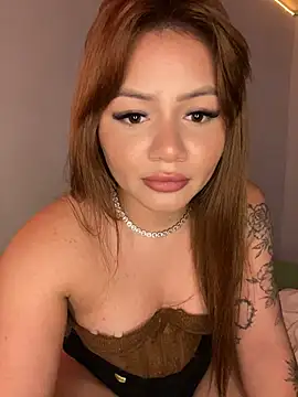 Isisbennett online show from 12, 4, 2026